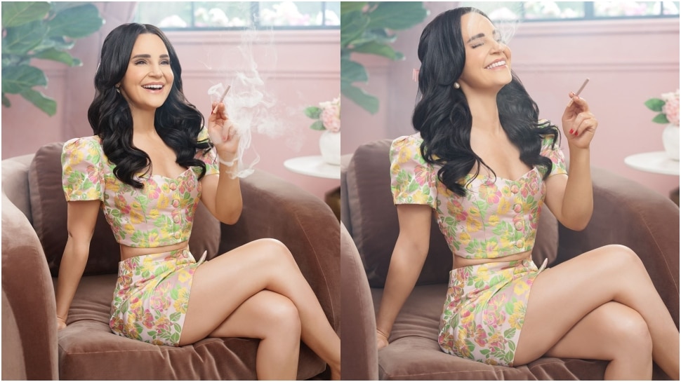 ಎಂಥಾ ಕಾಲ ಬಂತಪ್ಪಾ...! ಸತ್ತ ತಂದೆಯನ್ನ ಸುಟ್ಟ ಬೂದಿ ಬಳಸಿ ಗಾಂಜಾ ಬೆಳೆಸಿ.. ಸೇದುತ್ತಾ ಪೋಸ್‌ ಕೊಟ್ಟ ಸುಂದ್ರಿ.. 