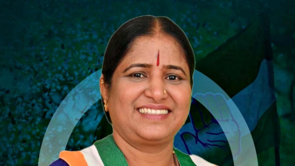ಬಿಜೆಪಿ ಅಭ್ಯರ್ಥಿ ಬಂಗಾರು ಹನುಮಂತುಗೆ ಆಘಾತ !! ಸಂಡೂರಿನಲ್ಲಿ ಅನ್ನಪೂರ್ಣ ತುಕಾರಾಂ ಭರ್ಜರಿ ಗೆಲುವು..! ಬಿಜೆಪಿ ಅಭ್ಯರ್ಥಿ ಬಂಗಾರು ಹನುಮಂತುಗೆ ಆಘಾತ !! ಸಂಡೂರಿನಲ್ಲಿ ಅನ್ನಪೂರ್ಣ ತುಕಾರಾಂ ಭರ್ಜರಿ ಗೆಲುವು..!