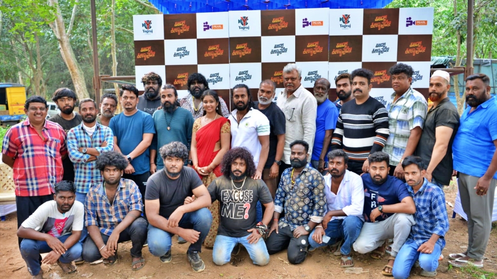 ರೇವಣ ಸಿದ್ದೇಶ್ವರ ಬೆಟ್ಟದಲ್ಲಿ "ಕುಲದಲ್ಲಿ ಕೀಳ್ಯಾವುದೊ" ಚಿತ್ರಕ್ಕೆ ಭರ್ಜರಿ ಕ್ಲೈಮ್ಯಾಕ್ಸ್..! ರೇವಣ ಸಿದ್ದೇಶ್ವರ ಬೆಟ್ಟದಲ್ಲಿ "ಕುಲದಲ್ಲಿ ಕೀಳ್ಯಾವುದೊ" ಚಿತ್ರಕ್ಕೆ ಭರ್ಜರಿ ಕ್ಲೈಮ್ಯಾಕ್ಸ್..!
