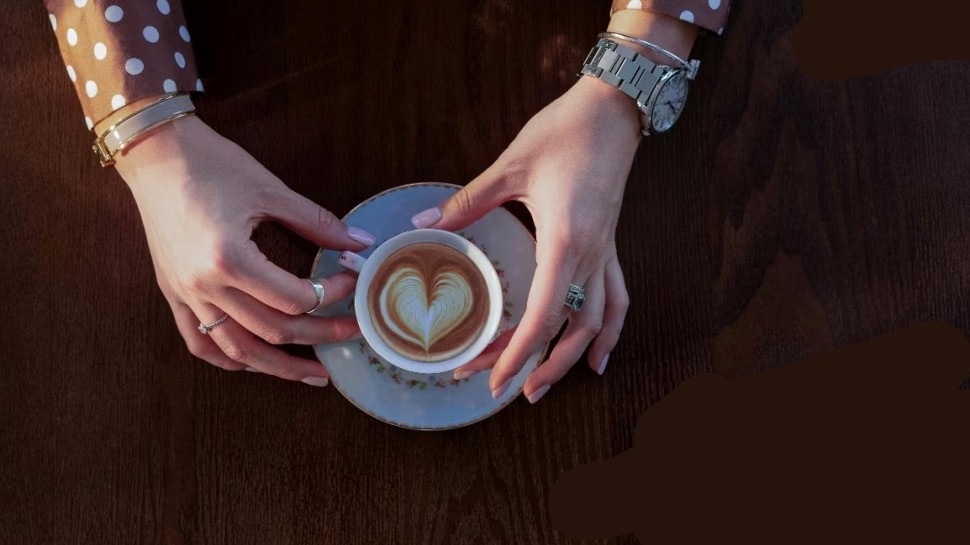 28 ಸಾವಿರ ರೂ.ಗೆ 1 ಲೋಟ ಕಾಫಿ..! ಇದರ ವಿಶೇಷತೆ ಕೇಳಿದ್ರೆ ಸಾಲ ಮಾಡಿಯಾದ್ರೂ ಮುಗಿಬಿದ್ದು ಕುಡಿತೀರಾ..