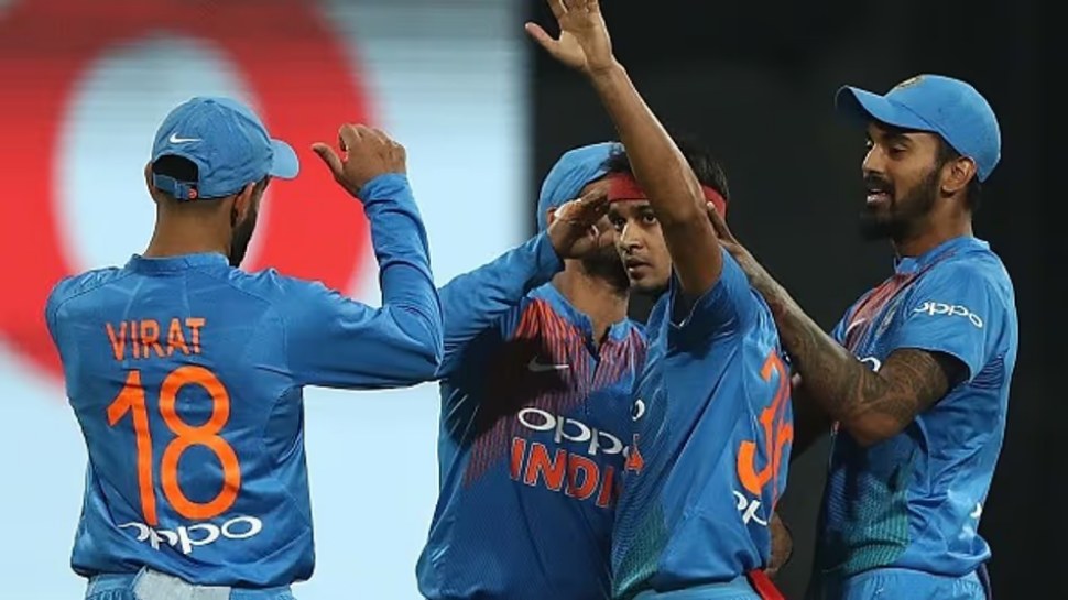 Cricket News:ನಿವೃತ್ತಿ ಘೋಷಿಸಿದ ಟೀಂ ಇಂಡಿಯಾ ಫಾಸ್ಟ್ ಬೌಲರ್.. ಭಾರತ - ಆಸ್ಟ್ರೇಲಿಯಾ ಟೆಸ್ಟ್ ಸರಣಿ ನಡುವೆ ಶಾಕಿಂಗ್ ನ್ಯೂಸ್! Cricket News:ನಿವೃತ್ತಿ ಘೋಷಿಸಿದ ಟೀಂ ಇಂಡಿಯಾ ಫಾಸ್ಟ್ ಬೌಲರ್.. ಭಾರತ - ಆಸ್ಟ್ರೇಲಿಯಾ ಟೆಸ್ಟ್ ಸರಣಿ ನಡುವೆ ಶಾಕಿಂಗ್ ನ್ಯೂಸ್!