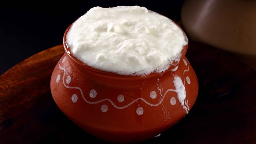Curd Mistakes: ಮೊಸರು ಆರೋಗ್ಯಕ್ಕೆ ಒಳ್ಳೆಯದು, ಆದರೆ ಹೀಗೆ ತಿಂದರೆ ಹಲವಾರು ಮಾರಕ ಕಾಯಿಲೆಗಳು ವಕ್ಕರಿಸಬಹುದು Curd Mistakes: ಮೊಸರು ಆರೋಗ್ಯಕ್ಕೆ ಒಳ್ಳೆಯದು, ಆದರೆ ಹೀಗೆ ತಿಂದರೆ ಹಲವಾರು ಮಾರಕ ಕಾಯಿಲೆಗಳು ವಕ್ಕರಿಸಬಹುದು