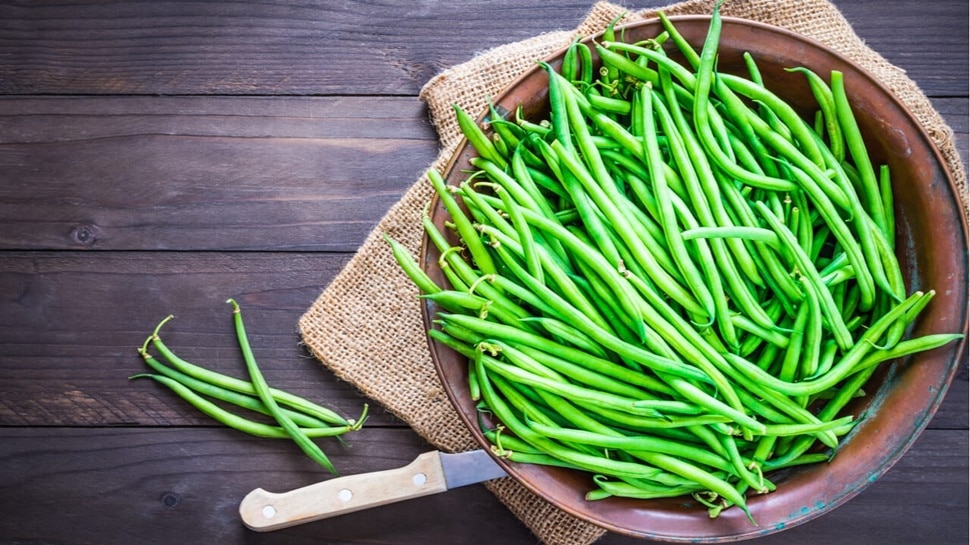 Green Beans Benefits: ದುಬಾರಿ ಔಷಧಿ ಅಲ್ಲ.. ಈ ಹಸಿರು ತರಕಾರಿ ತಿಂದರೆ ಶುಗರ್‌ 300 ದಾಟಿದ್ದರೂ ತಕ್ಷಣ ಕಂಟ್ರೋಲ್‌ ಆಗುತ್ತೆ! ಹಾರ್ಟ್‌ ಅಟ್ಯಾಕ್‌ ಆಗದಂತೆ ಸದಾ ತಡೆಯುತ್ತೆ