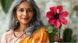 ಹೇರ್ ಡೈ ಬೇಡವೇ ಬೇಡ... ಬಿಳಿ ಕೂದಲನ್ನು ನೈಸರ್ಗಿಕವಾಗಿ ಕಪ್ಪಾಗಿಸಲು ಮನೆಯ ಹಿತ್ತಲಲ್ಲಿರುವ ದಾಸವಾಳದ ಹೂ, ಕೊಬ್ಬರಿ ಎಣ್ಣೆ ಸಾಕು..! 