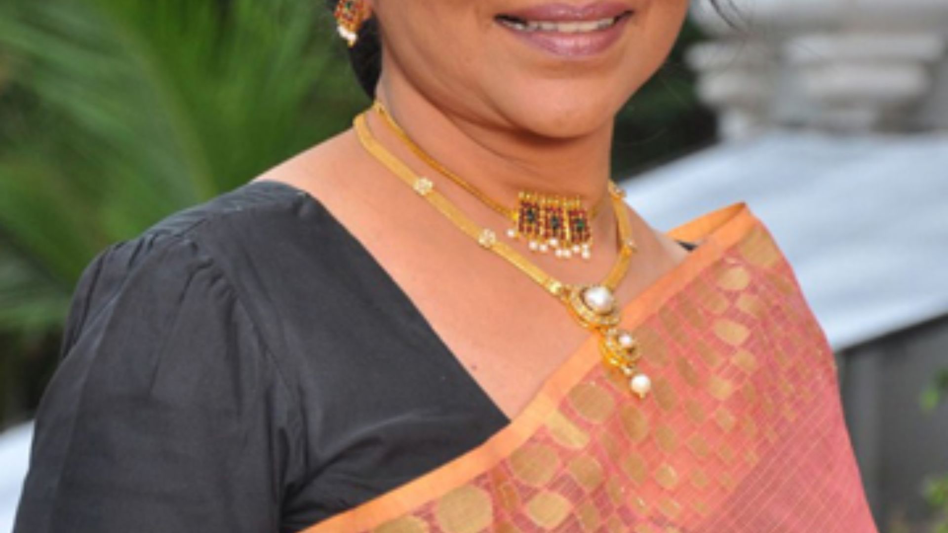 ಇದಕ್ಕೆ ಹೇಳೋದು ಪ್ರೀತಿಗೆ ಕಣ್ಣಿಲ್ಲ ಅಂತ.. ಮೂರು ಮಕ್ಕಳಿರುವ ನಟನ ಪ್ರೇಮಪಾಶಕ್ಕೆ ಬಿದ್ದು ವೃತ್ತಿಜೀವನವನ್ನೇ ನಾಶ ಮಾಡಿಕೊಂಡ ನಟಿ! 