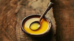 Ghee With water: ನೀರಿನ ಜೊತೆಗೆ ತುಪ್ಪ ಬೆರೆಸಿ ಕುಡಿಯುವುದರಿಂದ ಪ್ರಯೋಜನೆಗಳೇನು ಗೊತ್ತಾ? ಅಮೃತ್ತಕ್ಕೂ ಕಮ್ಮಿಯಿಲ್ಲ ಇದರಲ್ಲಿ ಅಡಗಿರುವ ಆರೋಗ್ಯ ಗುಣಗಳು