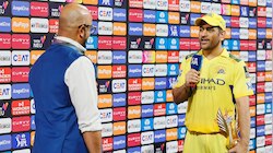'ನೀವ್ಯಾಕೆ ನನಗೆ ಪ್ರಶಸ್ತಿ ಕೊಡ್ತಿದ್ದೀರಿ?'- ಪಂದ್ಯಶ್ರೇಷ್ಠ ಪ್ರಶಸ್ತಿ ಪಡೆಯುತ್ತಿದ್ದಂತೆ ಧೋನಿ ವಿಚಿತ್ರವಾಗಿ ಹೀಗೆ ಹೇಳಿದ್ದೇಕೆ?