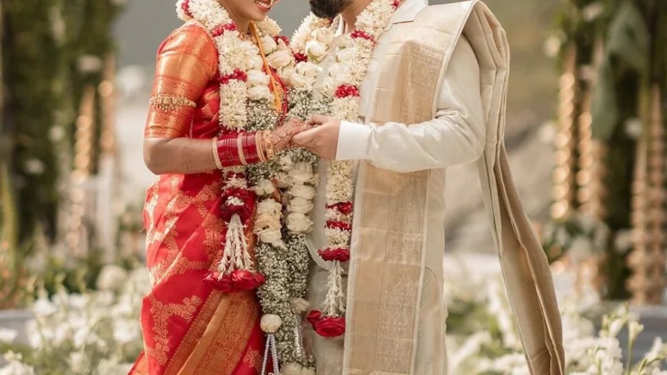 ಪತಿಯಿಂದಲೇ ವರದಕ್ಷಿಣೆ ಪಡೆದು ಮದುವೆಯಾದ ಖ್ಯಾತ ನಟಿ ರಮ್ಯಾ! ಬಹುದಿನಗಳ ನಂತರ ಬಯಲಾಯ್ತು ಬಚ್ಚಿಟ್ಟ ಸತ್ಯ.. 