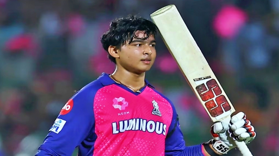 Vaibhav Suryavanshi : ಯುವ ಬ್ಯಾಟ್ಸ್ಮನ್ ವೈಭವ್ ಎಷ್ಟನೇ ತರಗತಿ, ಅವರು ಓದುತ್ತಿರುವ ಶಾಲೆ ಯಾವುದು ಗೊತ್ತೆ..? Vaibhav Suryavanshi : ಯುವ ಬ್ಯಾಟ್ಸ್ಮನ್ ವೈಭವ್ ಎಷ್ಟನೇ ತರಗತಿ, ಅವರು ಓದುತ್ತಿರುವ ಶಾಲೆ ಯಾವುದು ಗೊತ್ತೆ..?