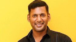 ವೇದಿಕೆಯ ಮೇಲೆಯೇ ಕುಸಿದು ಬಿದ್ದ ನಟ ವಿಶಾಲ್‌..! ಆರೋಗ್ಯ ಸ್ಥಿತಿ ಶಾಕಿಂಗ್‌ ಮಾಹಿತಿ ನೀಡಿದ ಮ್ಯಾನೇಜರ್‌ 