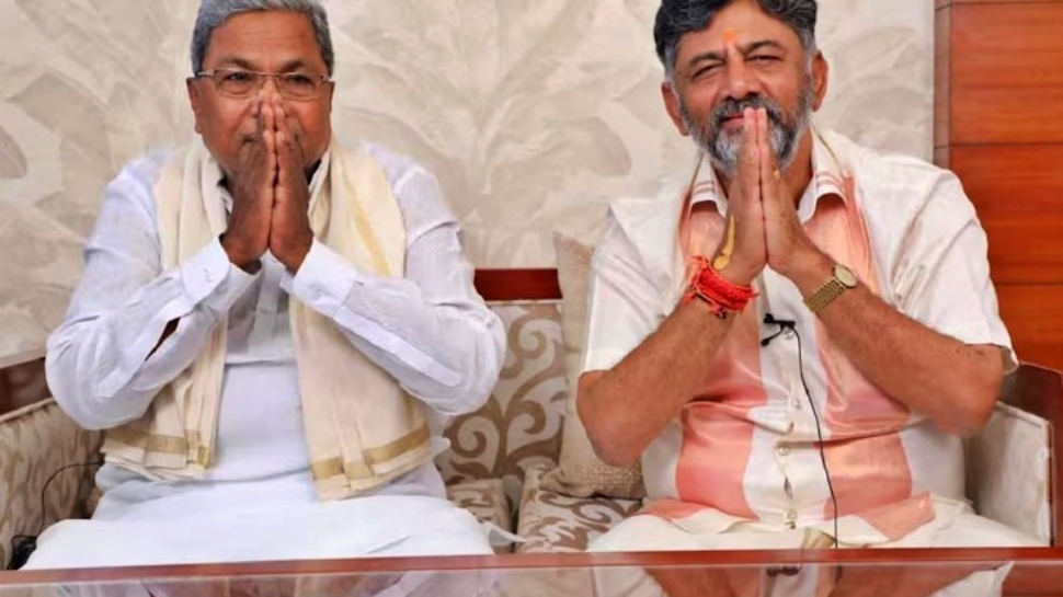 ಸರ್ಕಾರದ ಆತುರದ ನಿರ್ಧಾರಕ್ಕೆ 11 ಜೀವ ಬಲಿ.. ಸಿಎಂ, ಡಿಸಿಎಂ ಬಂಧನಕ್ಕೆ ಬಿಜೆಪಿ ಆಗ್ರಹ..! ಸರ್ಕಾರದ ಆತುರದ ನಿರ್ಧಾರಕ್ಕೆ 11 ಜೀವ ಬಲಿ.. ಸಿಎಂ, ಡಿಸಿಎಂ ಬಂಧನಕ್ಕೆ ಬಿಜೆಪಿ ಆಗ್ರಹ..!