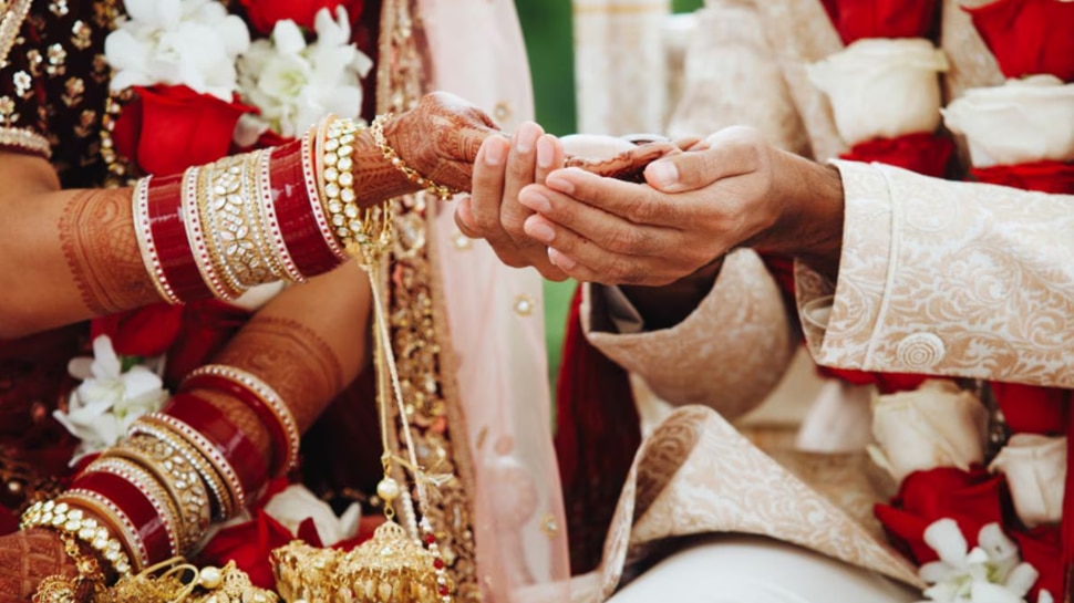 ನೀವು ಸಾಕಷ್ಟು ಕನ್ಯೆ ನೋಡಿದರೂ ಮದುವೆಯಾಗುತ್ತಿಲ್ಲವೇ? ಈ ಪೂಜೆ ಮಾಡಿದರೆ ಕಂಕಣ ಭಾಗ್ಯ ಸಿಗಲಿದೆ!