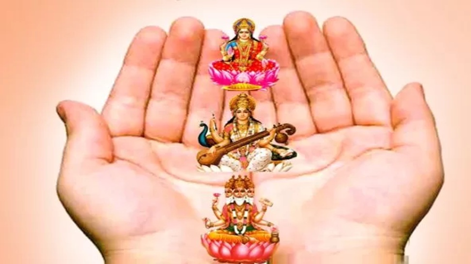 ಬೆಳಗ್ಗೆದ್ದ ತಕ್ಷಣ ಈ 2 ವಸ್ತುಗಳನ್ನು ಮುಟ್ಟಿದರೆ ಸಾಕು... ಬದುಕಲ್ಲಿರುವ ಪ್ರತೀ ದುರಾದೃಷ್ಟವೂ ಅದೃಷ್ಟವಾಗಿ ಬದಲಾಗುವುದು! ಬೆಳಗ್ಗೆದ್ದ ತಕ್ಷಣ ಈ 2 ವಸ್ತುಗಳನ್ನು ಮುಟ್ಟಿದರೆ ಸಾಕು... ಬದುಕಲ್ಲಿರುವ ಪ್ರತೀ ದುರಾದೃಷ್ಟವೂ ಅದೃಷ್ಟವಾಗಿ ಬದಲಾಗುವುದು!