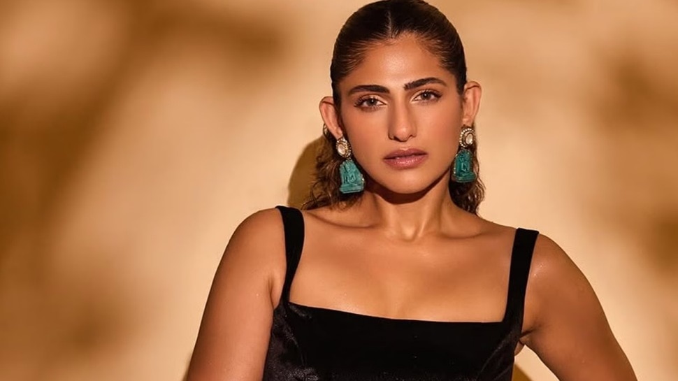 Actress Kubbra Sait : 