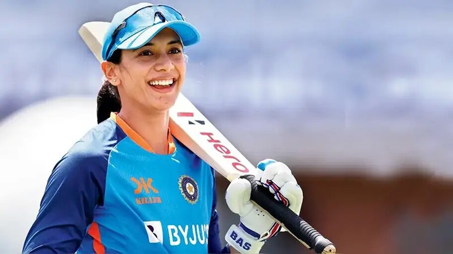 'ನಾನು ಮೈದಾನಕ್ಕೆ ಎಂಟ್ರಿ ಕೊಟ್ಟಾಗ ಕನ್ನಡದ ಈ ಹಾಡು ಪ್ಲೇ ಮಾಡಬೇಕು' ಎಂದ ಸ್ಮೃತಿ ಮಂಧಾನ! ಕನ್ನಡಿಗರ ಹೃದಯ ಮತ್ತೆ ಗೆದ್ದ ನ್ಯಾಷನಲ್‌ ಕ್ರಶ್ 