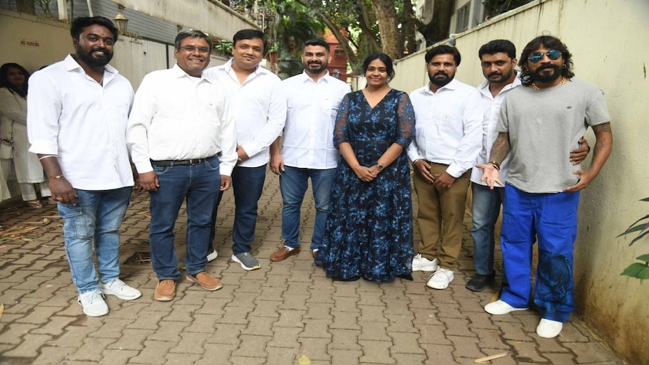 ಟೀಸರ್ ನಲ್ಲೇ ಮೋಡಿ ಮಾಡಿದ "ಎಲ್ಟು ಮುತ್ತಾ"                     