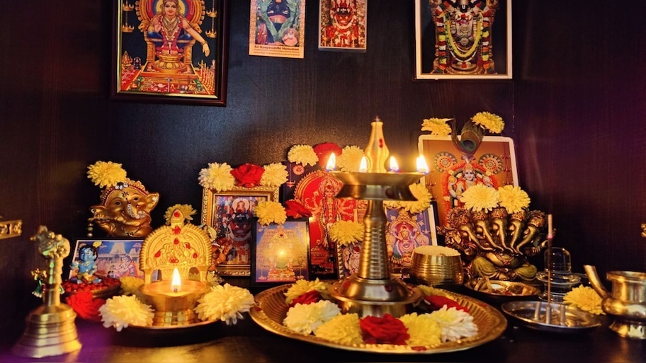 ಮಹಾವಿಷ್ಣು ಪ್ರತಿರೂಪದಂತಿರುವ ಈ ವಿಶೇಷ ವಸ್ತುವನ್ನು ದೇವರ ಕೋಣೆಯಲ್ಲಿಟ್ಟರೆ ಸಾಕು... ಆ ಮನೆಯಲ್ಲಿ ಶುಕ್ರದೆಸೆ ತುಂಬಿ ಸಂಪತ್ತು ಉಕ್ಕಿಬರುವುದು