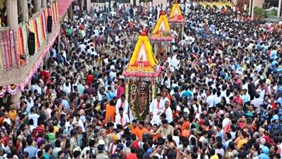  Ahmedabad Rath Yatra : ಜಗನ್ನಾಥ ರಥಯಾತ್ರೆ ವೇಳೆ ಅವಾಂತರ.. ಭಕ್ತರ ಮೇಲೆ ಆನೆ ದಾಳಿ..!
