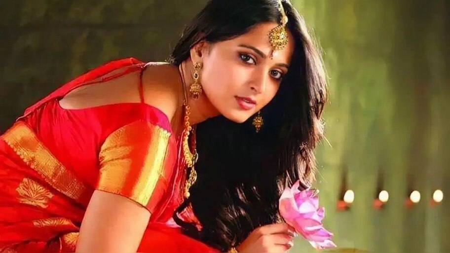 "ಅವರು ನನಗೆ ಪ್ರಪೋಸ್ ಮಾಡಿದ್ರು..."- ಪ್ರೀತಿಯ ಬಗ್ಗೆ ಕೊನೆಗೂ ಬಹಿರಂಗಪಡಿಸಿದ ಅನುಷ್ಕಾ ಶೆಟ್ಟಿ! ಸ್ವೀಟಿಯ ಪ್ರೀತಿಸಿದವರು ಯಾರು ಗೊತ್ತಾ?