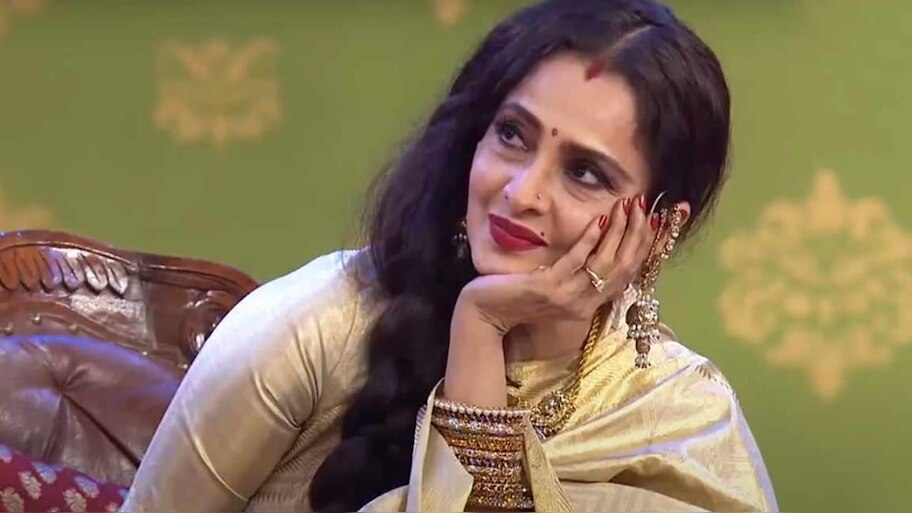 ಸಿನಿಮಾದ ಬೋಲ್ಡ್‌ ಸೀನ್‌ ಚಿತ್ರೀಕರಣದ ವೇಳೆ ನಿಯಂತ್ರಣ ಕಳೆದುಕೊಂಡಿದ್ದರು ನಟಿ ರೇಖಾ ಹಾಗೂ ಸ್ಟಾರ್‌ ನಟ! ಬಾಕ್ಸ್‌ ಆಫೀಸ್‌ ಧೂಳ್‌ ಎಬ್ಬಿಸಿತ್ತು ಅದೊಂದು ಸೀನ್‌