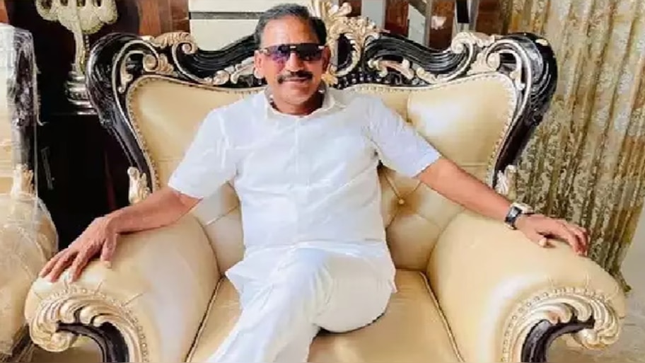 ಐಷಾರಾಮಿ ಕಾರುಗಳಿಗೆ ಕೊನೆಗೂ ತೆರಿಗೆ ಕಟ್ಟಿದ ಕೆಜಿಎಫ್ ಬಾಬು..!