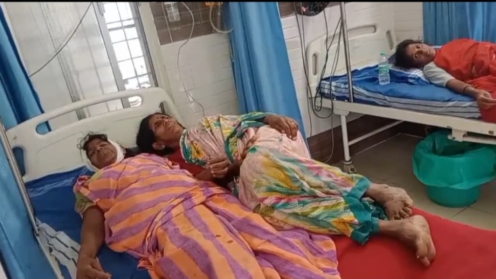 ಜಾಗದ ವಿಚಾರಕ್ಕೆ ಜಟಾಪಟಿ : ಸಿಕ್ಕ ಸಿಕ್ಕಲ್ಲಿ ಮಹಿಳೆಯರ ಮೇಲೆ ಹಲ್ಲೆ : ಯುವಕನ ರೋಷಾವೇಷಕ್ಕೆ ಬೆಚ್ಚಿದ ಜನ ಜಾಗದ ವಿಚಾರಕ್ಕೆ ಜಟಾಪಟಿ : ಸಿಕ್ಕ ಸಿಕ್ಕಲ್ಲಿ ಮಹಿಳೆಯರ ಮೇಲೆ ಹಲ್ಲೆ : ಯುವಕನ ರೋಷಾವೇಷಕ್ಕೆ ಬೆಚ್ಚಿದ ಜನ
