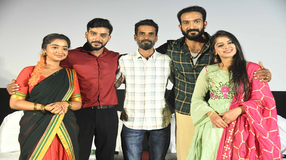 ಆಗಸ್ಟ್ 4ರಿಂದ ಕಲರ್ಸ್ ಕನ್ನಡ ವಾಹಿನಿಯಲ್ಲಿ ಸುಂದರ ದೃಶ್ಯ ಕಾವ್ಯ "ಪ್ರೇಮ ಕಾವ್ಯ" ಆಗಸ್ಟ್ 4ರಿಂದ ಕಲರ್ಸ್ ಕನ್ನಡ ವಾಹಿನಿಯಲ್ಲಿ ಸುಂದರ ದೃಶ್ಯ ಕಾವ್ಯ "ಪ್ರೇಮ ಕಾವ್ಯ"