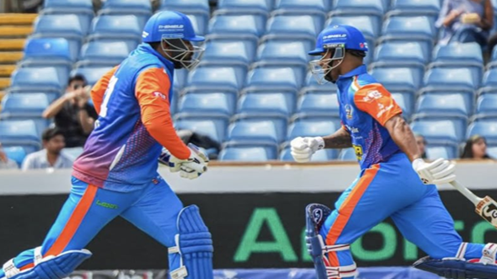 WCL 2025: ಇಂಡಿಯಾ ಚಾಂಪಿಯನ್ಸ್ ಸೆಮಿಫೈನಲ್ಗೆ ಲಗ್ಗೆ, ಪಾಕ್ ವಿರುದ್ಧದ ಸೆಮಿಫೈನಲ್ ಪಂದ್ಯದ ಮೇಲೆ ಅನಿಶ್ಚಿತತೆಯ ಕಾರ್ಮೋಡ..! WCL 2025: ಇಂಡಿಯಾ ಚಾಂಪಿಯನ್ಸ್ ಸೆಮಿಫೈನಲ್ಗೆ ಲಗ್ಗೆ, ಪಾಕ್ ವಿರುದ್ಧದ ಸೆಮಿಫೈನಲ್ ಪಂದ್ಯದ ಮೇಲೆ ಅನಿಶ್ಚಿತತೆಯ ಕಾರ್ಮೋಡ..!