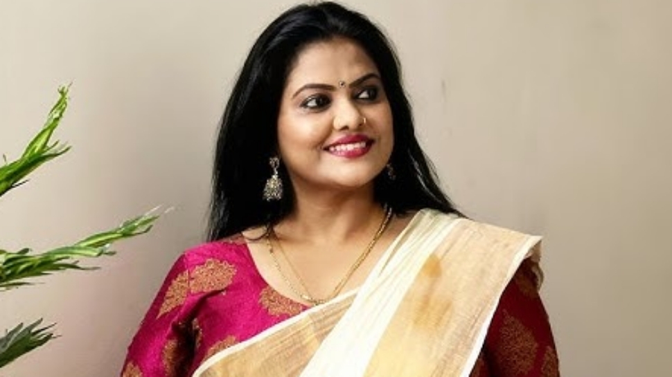 ಚಿತ್ರರಂಗಕ್ಕೆ ಮತ್ತೊಂದು ಶಾಕ್, ಅಪ್ರಾಪ್ತ ಬಾಲಕಿ ಮೇಲೆ ಅತ್ಯಾಚಾರ ಪ್ರಕರಣದಲ್ಲಿ ಸ್ಟಾರ್ ನಟಿ ಬಂಧನ..! ಚಿತ್ರರಂಗಕ್ಕೆ ಮತ್ತೊಂದು ಶಾಕ್, ಅಪ್ರಾಪ್ತ ಬಾಲಕಿ ಮೇಲೆ ಅತ್ಯಾಚಾರ ಪ್ರಕರಣದಲ್ಲಿ ಸ್ಟಾರ್ ನಟಿ ಬಂಧನ..!