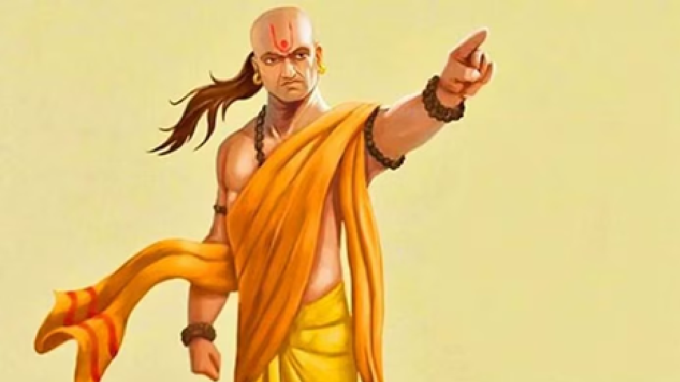 Chanakya Niti: ಈ ನಾಲ್ಕು ಕೆಟ್ಟ ಅಭ್ಯಾಸಗಳು ನಿಮ್ಮ ಪ್ರಗತಿಗೆ ಶತ್ರುಗಳು, ನೀವೂ ಇವುಗಳಿಗೆ ಬಲಿಯಾಗುತ್ತಿದ್ದಿರಾ? Chanakya Niti: ಈ ನಾಲ್ಕು ಕೆಟ್ಟ ಅಭ್ಯಾಸಗಳು ನಿಮ್ಮ ಪ್ರಗತಿಗೆ ಶತ್ರುಗಳು, ನೀವೂ ಇವುಗಳಿಗೆ ಬಲಿಯಾಗುತ್ತಿದ್ದಿರಾ?