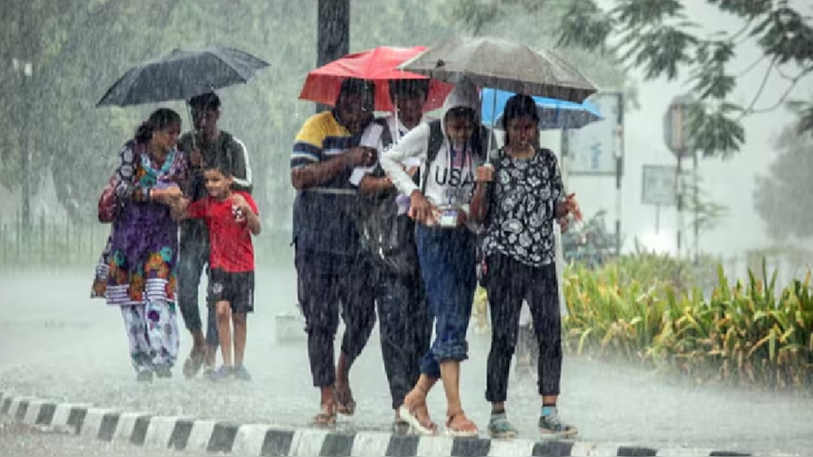 Karnataka Rain Updates: ಬೆಂಗಳೂರು ಸೇರಿದಂತೆ ರಾಜ್ಯದ ಈ ಜಿಲ್ಲೆಗಳಲ್ಲಿ ನಾಲ್ಕು ದಿನಗಳ ಕಾಲ ಭಾರೀ ಮಳೆ