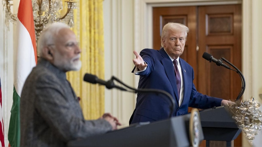  'ಭಾರತ-ಪಾಕ್ ಯುದ್ದ ನಿಲ್ಲಿಸಲು ಧಮ್ಮಿಕಿ ಹಾಕಿದ್ದೆ' ಎಂದ ಟ್ರಂಪ್ 