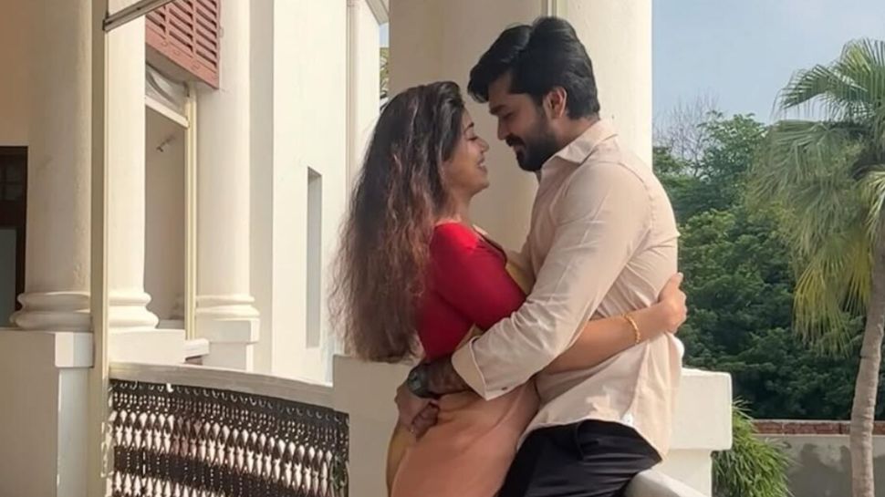 ಗುಟ್ಟಾಗಿ ಎಂಗೇಜ್ಮೆಂಟ್ ಮಾಡಿಕೊಂಡು ಭಾವಿ ಪತಿಯನ್ನ ಪರಿಚಯಿಸಿದ ಖ್ಯಾತ ನಟಿ! ಶುಭ ಹಾರೈಸಿದ ಅಭಿಮಾನಿಗಳು.. ಗುಟ್ಟಾಗಿ ಎಂಗೇಜ್ಮೆಂಟ್ ಮಾಡಿಕೊಂಡು ಭಾವಿ ಪತಿಯನ್ನ ಪರಿಚಯಿಸಿದ ಖ್ಯಾತ ನಟಿ! ಶುಭ ಹಾರೈಸಿದ ಅಭಿಮಾನಿಗಳು..