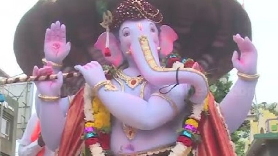 ವಿವಾದವಿಲ್ಲದೆ ಅದ್ದೂರಿ ಗಣೇಶೋತ್ಸವ: ಹುಬ್ಬಳ್ಳಿ ಈದ್ಗಾ ಮೈದಾನದಲ್ಲಿ ಹೊಸ ಇತಿಹಾಸ 