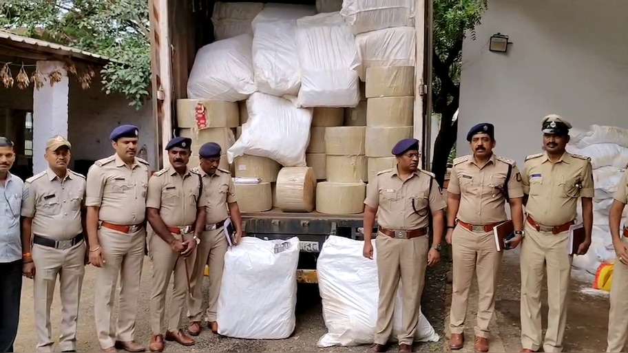 ಪೊಲೀಸರ ಭರ್ಜರಿ ಬೇಟೆ: ₹2.19 ಕೋಟಿ ಮೌಲ್ಯದ ನಕಲಿ ಗುಟ್ಕಾ ಜಪ್ತಿ, ಎಂಟು ಜನರ ಬಂಧನ