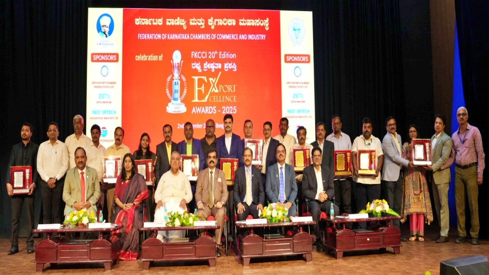 ಟ್ರಂಪ್ ಎಫೆಕ್ಟ್: ರಫ್ತು ವೈವಿಧ್ಯೀಕರಣಕ್ಕೆ ಮಾರ್ಗಸೂಚಿ ಸಿದ್ಧಪಡಿಸಿದ FKCCI ಟ್ರಂಪ್ ಎಫೆಕ್ಟ್: ರಫ್ತು ವೈವಿಧ್ಯೀಕರಣಕ್ಕೆ ಮಾರ್ಗಸೂಚಿ ಸಿದ್ಧಪಡಿಸಿದ FKCCI