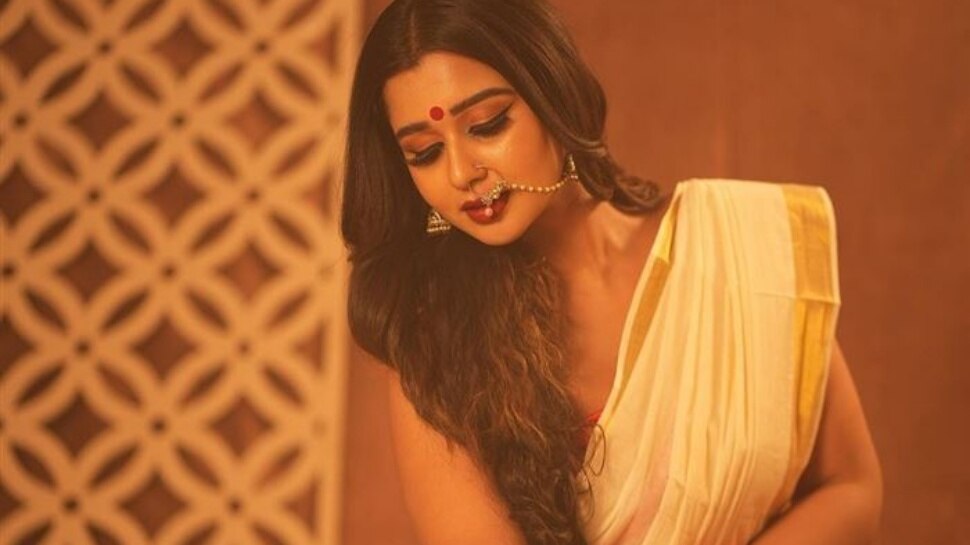 Actress Mouna Guddemane