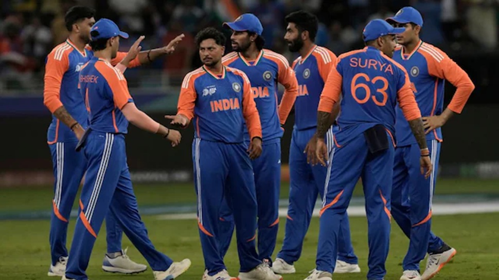 Asia Cup Highlights: ಕುಲ್ದೀಪ್, ಅಭಿಷೇಕ್, ಶುಭ್ಮನ್ ಬೆಂಕಿಯಾಟ... ತ್ರಿಮೂರ್ತಿಗಳ ಅಬ್ಬರಕ್ಕೆ UAE ಧೂಳೀಪಟ: 27 ಎಸೆತದಲ್ಲೇ ಪಂದ್ಯ ಗೆದ್ದ ಟೀಂ ಇಂಡಿಯಾ Asia Cup Highlights: ಕುಲ್ದೀಪ್, ಅಭಿಷೇಕ್, ಶುಭ್ಮನ್ ಬೆಂಕಿಯಾಟ... ತ್ರಿಮೂರ್ತಿಗಳ ಅಬ್ಬರಕ್ಕೆ UAE ಧೂಳೀಪಟ: 27 ಎಸೆತದಲ್ಲೇ ಪಂದ್ಯ ಗೆದ್ದ ಟೀಂ ಇಂಡಿಯಾ