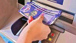 ಡ್ರಾ ಮಾಡುವ ಸಮಯದಲ್ಲಿ ATM ನಲ್ಲಿ ಹಣ ಸಿಲುಕಿಕೊಂಡರೆ... ತಕ್ಷಣ ಹೀಗೆ ಮಾಡಿ!