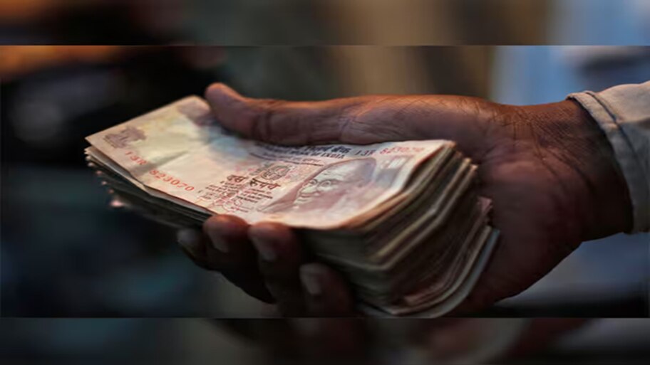 8th Pay Commission: ಸರ್ಕಾರಿ ನೌಕರಿಗೆ ದಸರಾ ದೀಪಾವಳಿ ಧಮಾಕಾ..!  ವೇತನದಲ್ಲಿ ಶೇ 186 ರಷ್ಟು ಹೆಚ್ಚಳ..!