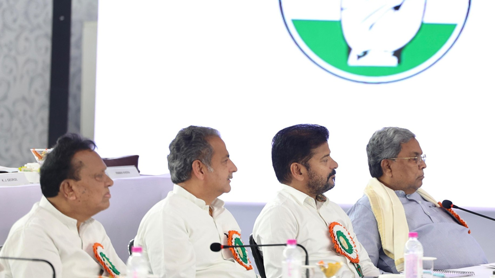 'ಬಿಜೆಪಿಯು ದೇಶಾದ್ಯಂತ 'ವೋಟ್ ಚೋರಿ'ಯಲ್ಲಿ ತೊಡಗಿದೆ'-ಸಿಎಂ ಸಿದ್ದರಾಮಯ್ಯ 'ಬಿಜೆಪಿಯು ದೇಶಾದ್ಯಂತ 'ವೋಟ್ ಚೋರಿ'ಯಲ್ಲಿ ತೊಡಗಿದೆ'-ಸಿಎಂ ಸಿದ್ದರಾಮಯ್ಯ