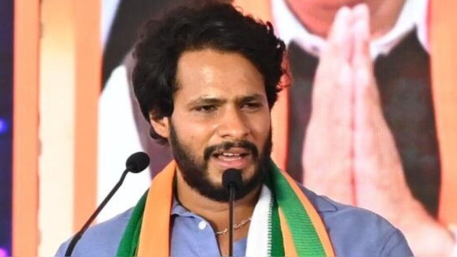  ರೈತರ ಒಂದಿಂಚೂ ಭೂಮಿಯನ್ನ ಕಸಿಯಲು ಬಿಡಲ್ಲ: ನಿಖಿಲ್ ಕುಮಾರಸ್ವಾಮಿ