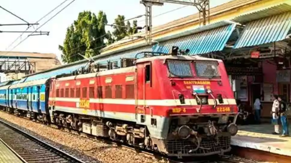 ರೈಲ್ವೆ ಇಲಾಖೆಯಲ್ಲಿ 2,162 ಹುದ್ದೆಗಳಿಗೆ ಭರ್ಜರಿ ನೇಮಕಾತಿ..! ಅರ್ಜಿ ಸಲ್ಲಿಸುವ ಪ್ರಕ್ರಿಯೆ ಇಲ್ಲಿ ತಿಳಿಯಿರಿ..! ರೈಲ್ವೆ ಇಲಾಖೆಯಲ್ಲಿ 2,162 ಹುದ್ದೆಗಳಿಗೆ ಭರ್ಜರಿ ನೇಮಕಾತಿ..! ಅರ್ಜಿ ಸಲ್ಲಿಸುವ ಪ್ರಕ್ರಿಯೆ ಇಲ್ಲಿ ತಿಳಿಯಿರಿ..!
