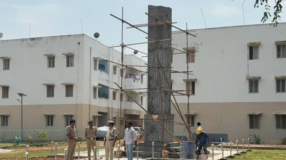 ರಾಜ್ಯದಲ್ಲೇ ಎತ್ತರದ ಪೊಲೀಸ್ ಹುತಾತ್ಮ ಸ್ಮಾರಕ ಗಡಿಜಿಲ್ಲೆಯಲ್ಲಿ ನಿರ್ಮಾಣ! ರಾಜ್ಯದಲ್ಲೇ ಎತ್ತರದ ಪೊಲೀಸ್ ಹುತಾತ್ಮ ಸ್ಮಾರಕ ಗಡಿಜಿಲ್ಲೆಯಲ್ಲಿ ನಿರ್ಮಾಣ!