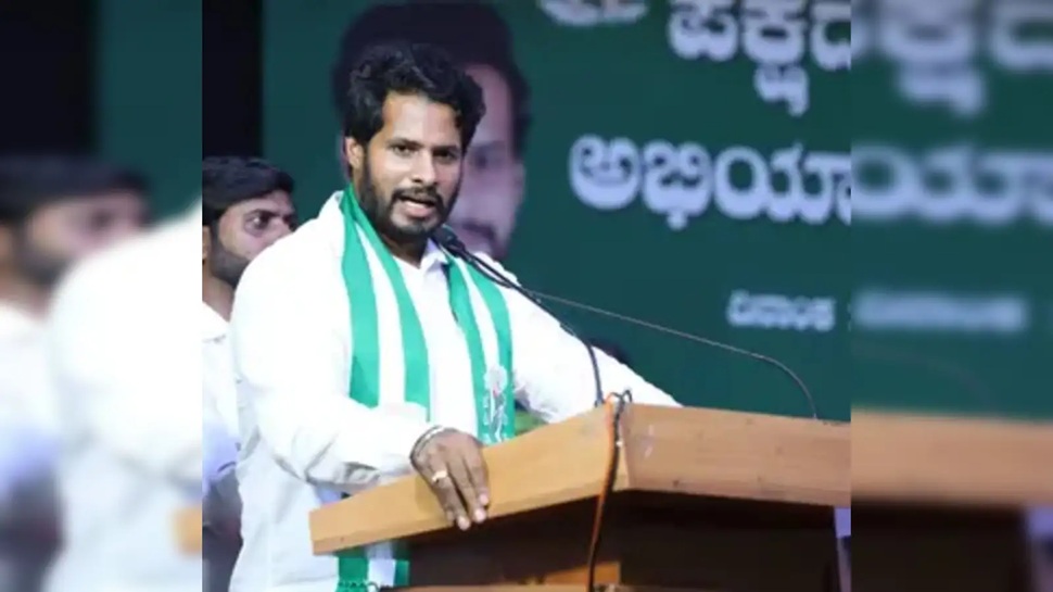ಕರ್ಮ ಯಾರನ್ನು ಬಿಡೋದಿಲ್ಲ; ಆರ್ ವಿ ದೇಶಪಾಂಡೆ ಸರ್ಕಾರದ ವಾಸ್ತವ ಅಂಶವನ್ನ ತೆರೆದಿಟ್ಟಿದ್ದಾರೆ: ನಿಖಿಲ್ ಕುಮಾರಸ್ವಾಮಿ ಕರ್ಮ ಯಾರನ್ನು ಬಿಡೋದಿಲ್ಲ; ಆರ್ ವಿ ದೇಶಪಾಂಡೆ ಸರ್ಕಾರದ ವಾಸ್ತವ ಅಂಶವನ್ನ ತೆರೆದಿಟ್ಟಿದ್ದಾರೆ: ನಿಖಿಲ್ ಕುಮಾರಸ್ವಾಮಿ