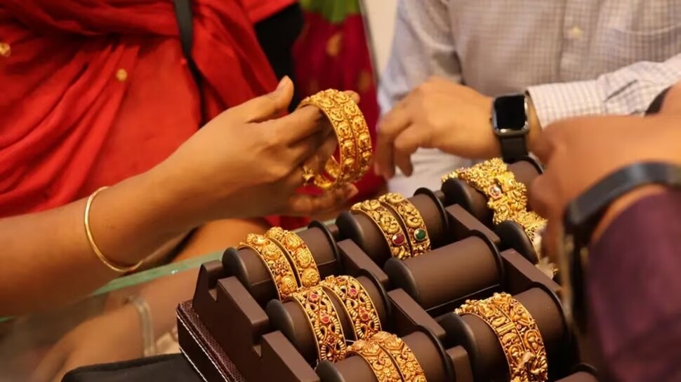 govt decession on gold rate 
