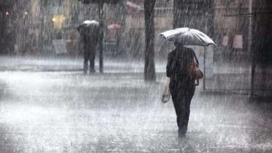  Monsoon Alert: ಮುಂದಿನ ಎರಡು ದಿನಗಳ ಕಾಲ 5 ರಾಜ್ಯಗಳಲ್ಲಿ ಭಾರೀ ಮಳೆ..! ಹವಾಮಾನ ಇಲಾಖೆ ಎಚ್ಚರಿಕೆ