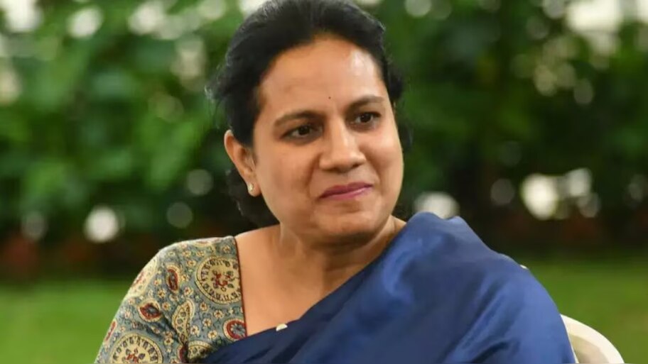 ಅಶ್ವಿನಿ ಪುನೀತ್‌ ರಾಜಕುಮಾರ್‌ ಓದಿದ್ದೇನು.. ಅವರ ತಂದೆ ಯಾರು ಗೊತ್ತಾ ?