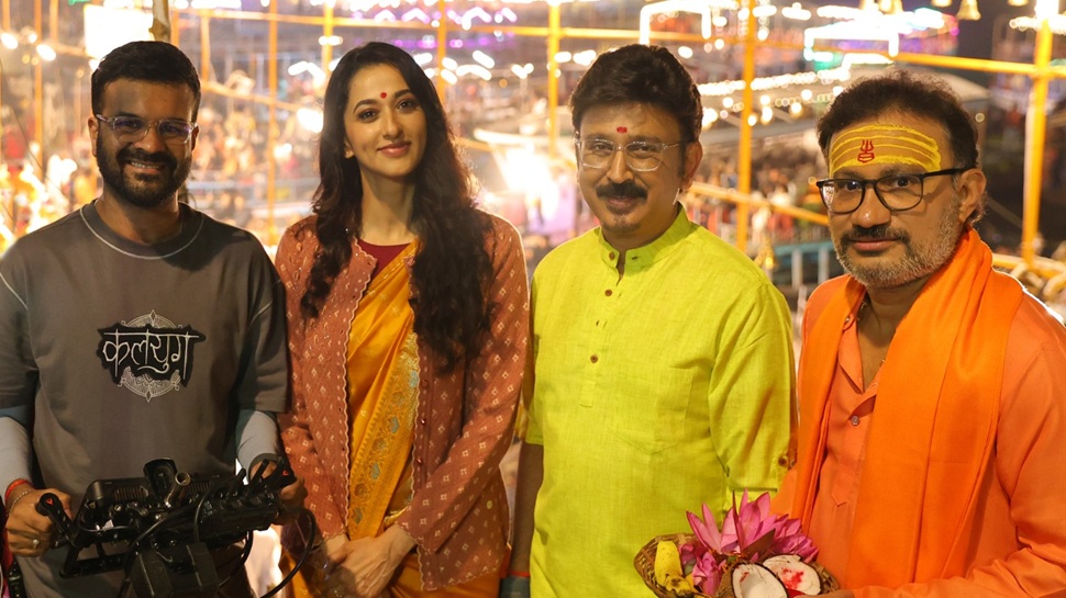 ವಾರಣಾಸಿಯಲ್ಲಿ ʼದೈಜಿʼ ಚಿತ್ರೀಕರಣ: ಪ್ರಮುಖ ಪಾತ್ರದಲ್ಲಿ ಖ್ಯಾತ ನಿರ್ದೇಶಕ ಗುರು ದೇಶಪಾಂಡೆ ನಟನೆ ವಾರಣಾಸಿಯಲ್ಲಿ ʼದೈಜಿʼ ಚಿತ್ರೀಕರಣ: ಪ್ರಮುಖ ಪಾತ್ರದಲ್ಲಿ ಖ್ಯಾತ ನಿರ್ದೇಶಕ ಗುರು ದೇಶಪಾಂಡೆ ನಟನೆ