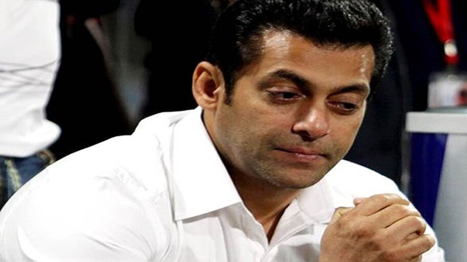 'ಸಲ್ಮಾನ್ ಖಾನ್ ಒಬ್ಬ ಶಕ್ತಿಹೀನ ವ್ಯಕ್ತಿ.. ಮಕ್ಕಳಿಗೆ ತಂದೆಯಾಗಲು ಅಸಮರ್ಥ'.. ಸ್ಟಾರ್‌ ನಟನ ಹೇಳಿಕೆಗೆ ಬಾಲಿವುಡ್‌ ಇಂಡಸ್ಟ್ರಿ ಶಾಕ್‌